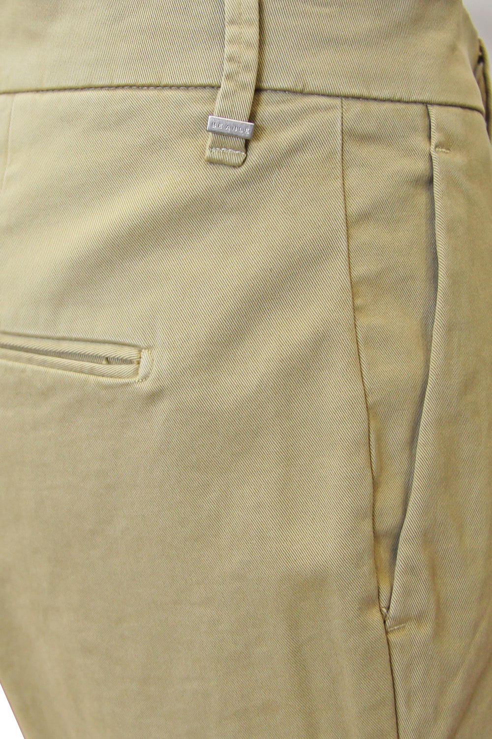 BE ABLE Pantalone Alexander Shorter con piega