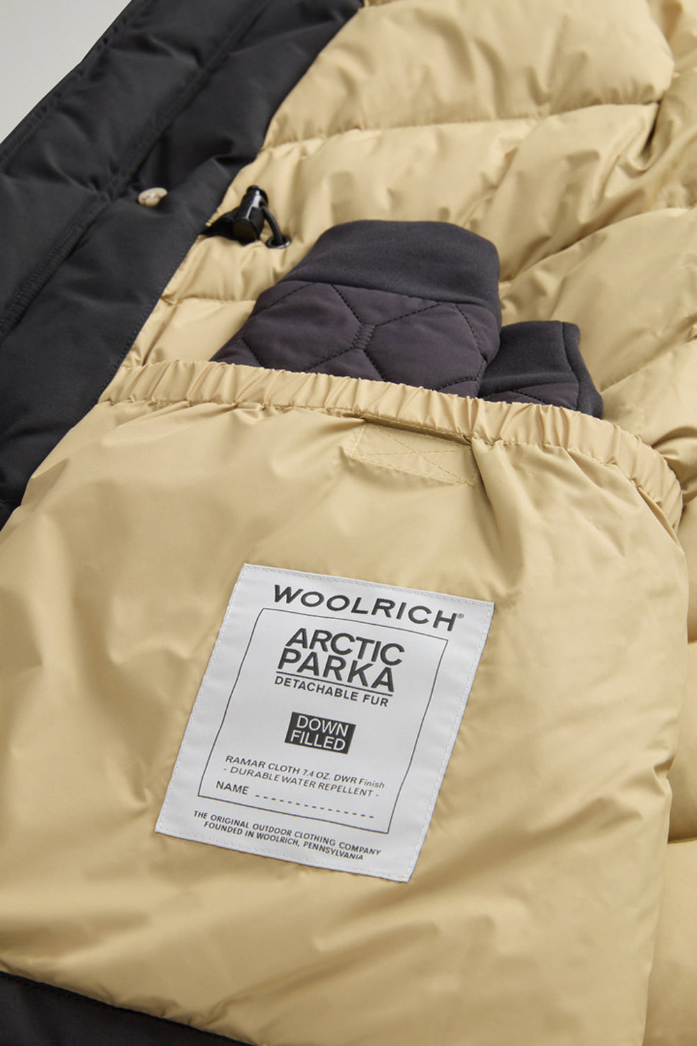 WOOLRICH Arctic Parka in Ramar Cloth con pelliccia removibile