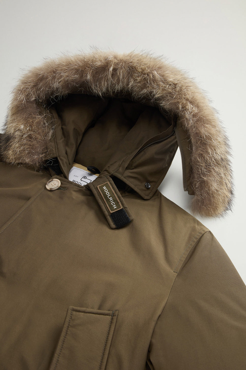 WOOLRICH Arctic Parka in Ramar Cloth con pelliccia removibile